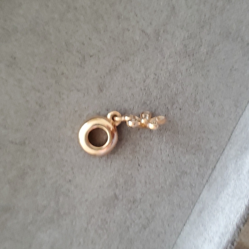 Pandora Dazzling Daisy dangle charm - Picture 5 of 6